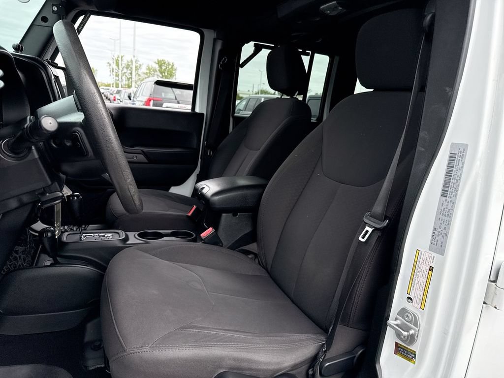 Used 2017 Jeep Wrangler Unlimited Sport AWD/4WD image 11