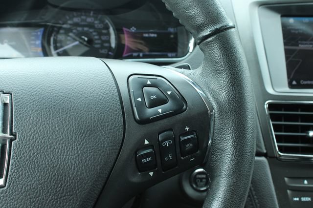 Used 2019 Lincoln MKT AWD image 26
