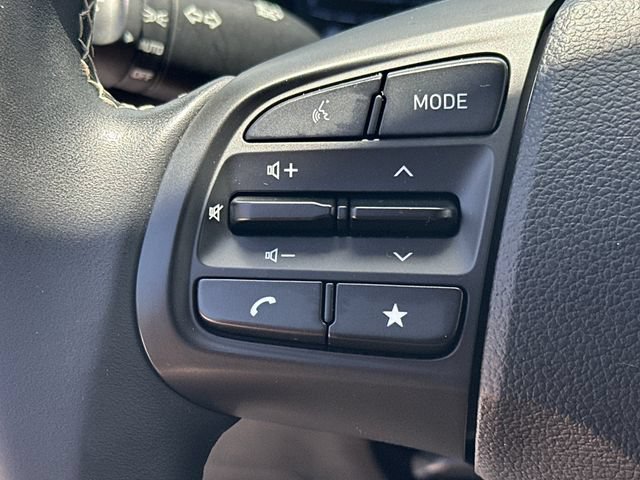 Certified 2024 Hyundai Venue Limited FWD image 21