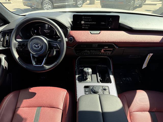 New 2025 MAZDA CX-70 Plug-In Hybrid w/ Premium Plus AWD/4WD image 21