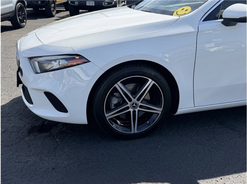 Used 2019 Mercedes-Benz A 220 image 11