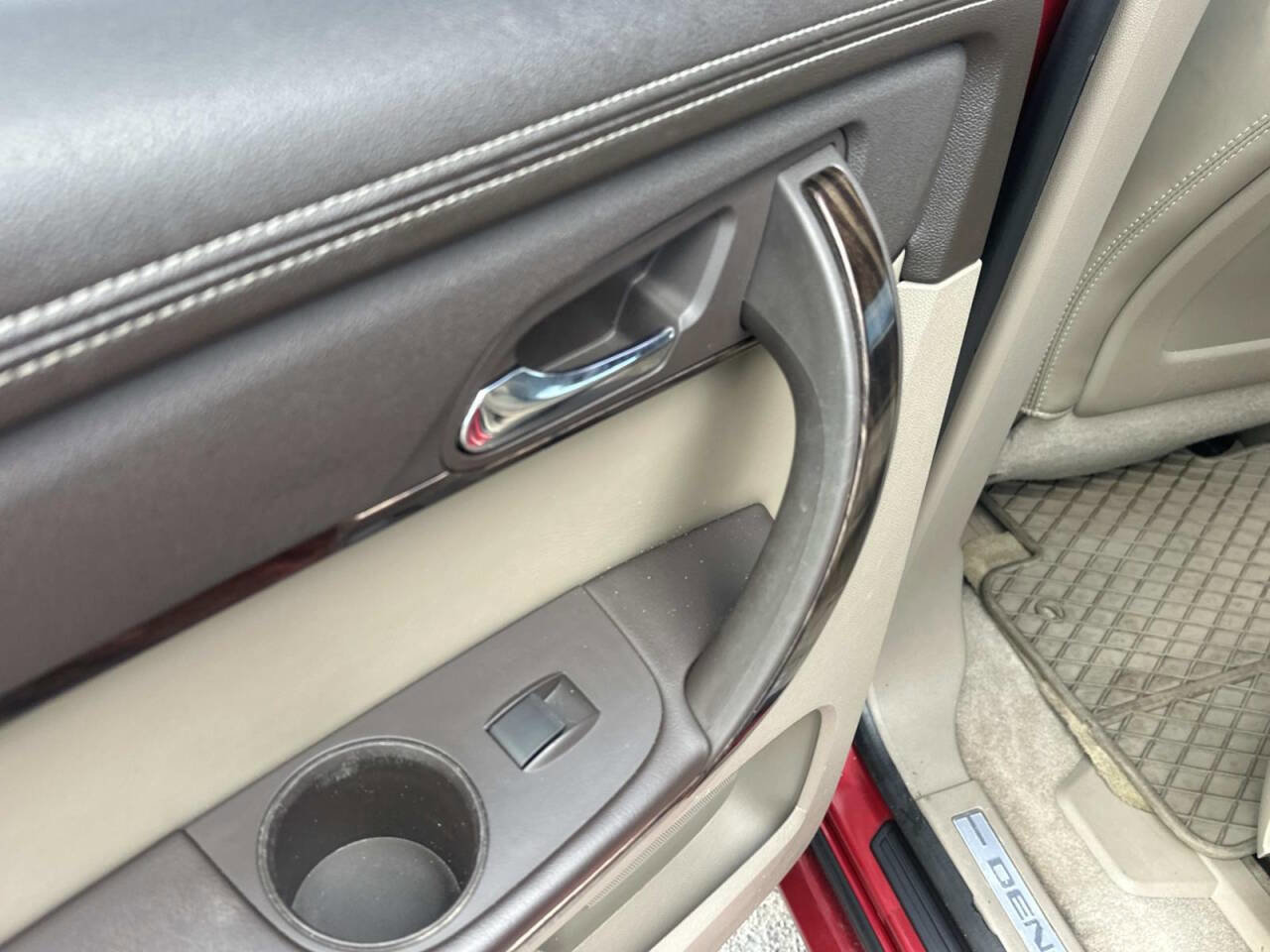 Used 2014 GMC Acadia Denali image 13