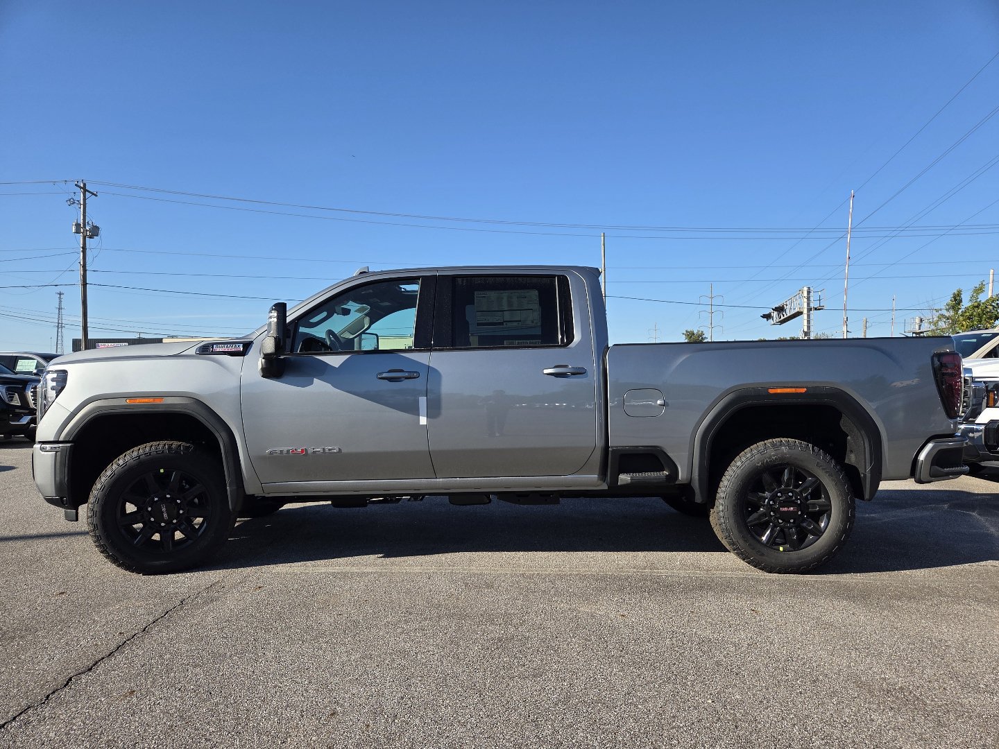New 2026 GMC Sierra 2500 AT4 w/ AT4 Premium Plus Package AWD/4WD image 16