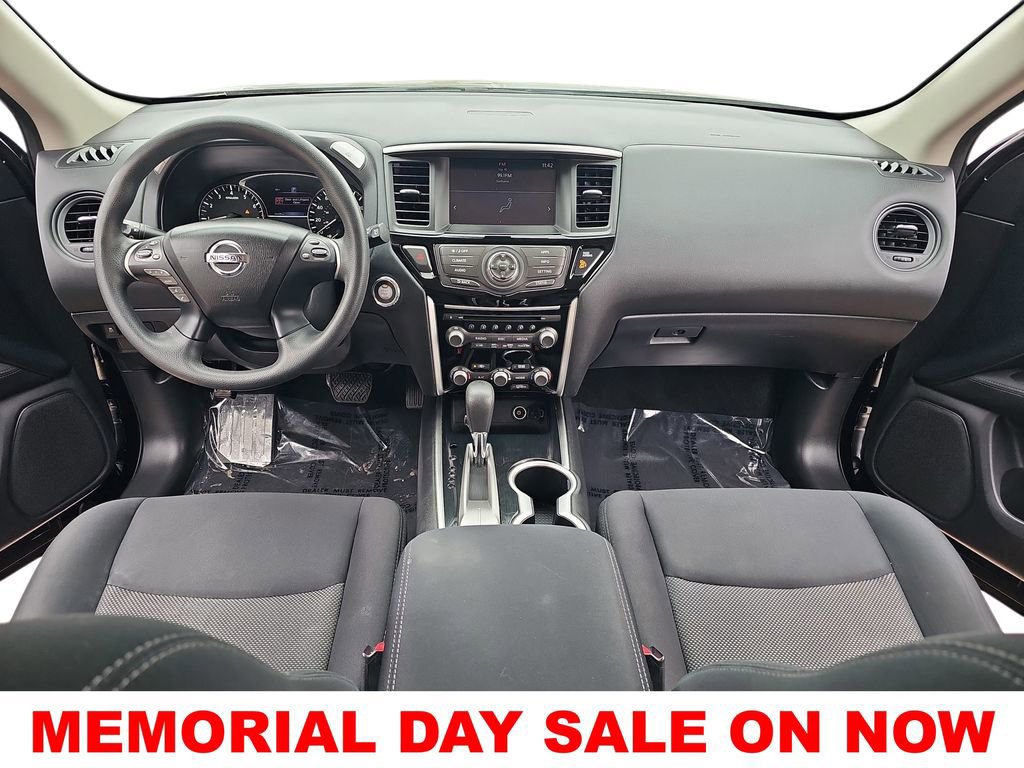 Used 2017 Nissan Pathfinder S FWD image 9