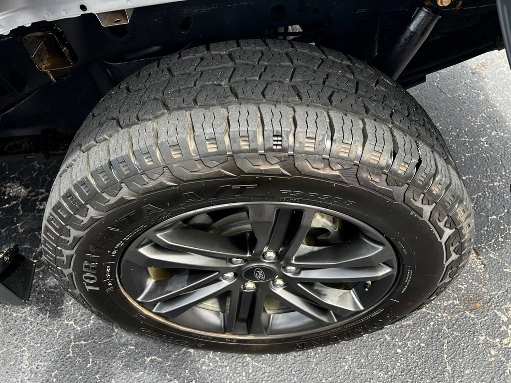Used 2022 Ford F150 Lariat AWD/4WD image 16