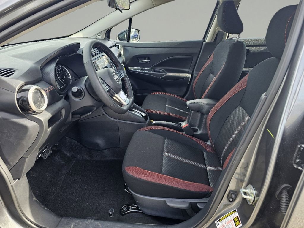 New 2025 Nissan Versa SR image 14