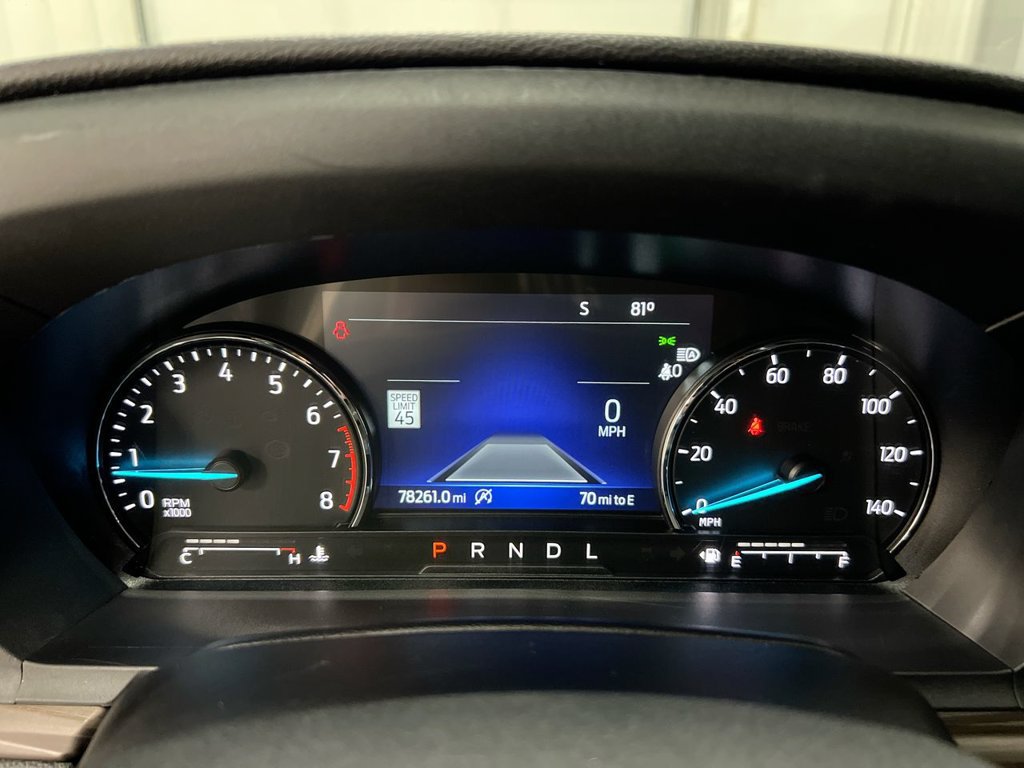Used 2022 Ford Explorer Limited w/ Equipment Group 301A AWD/4WD image 12