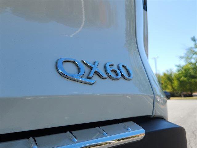 Used 2024 INFINITI QX60 Sensory w/ Cargo Package image 32