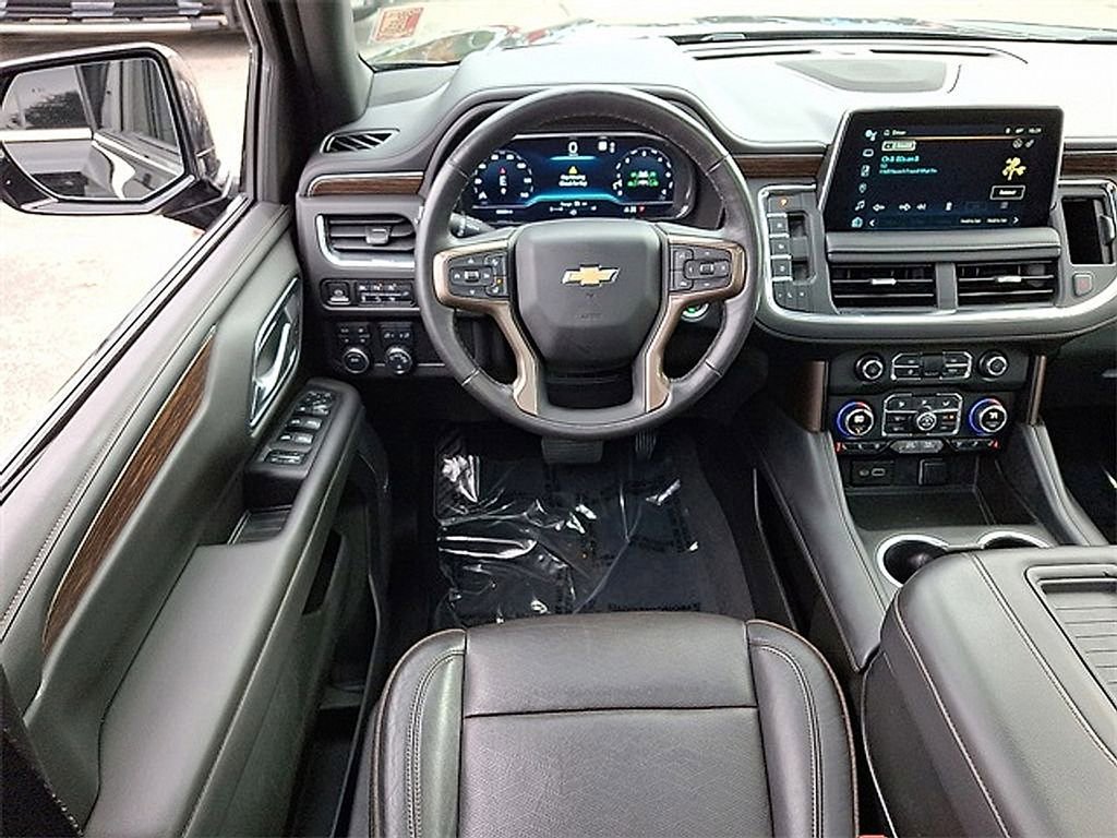 Used 2022 Chevrolet Tahoe High Country image 12