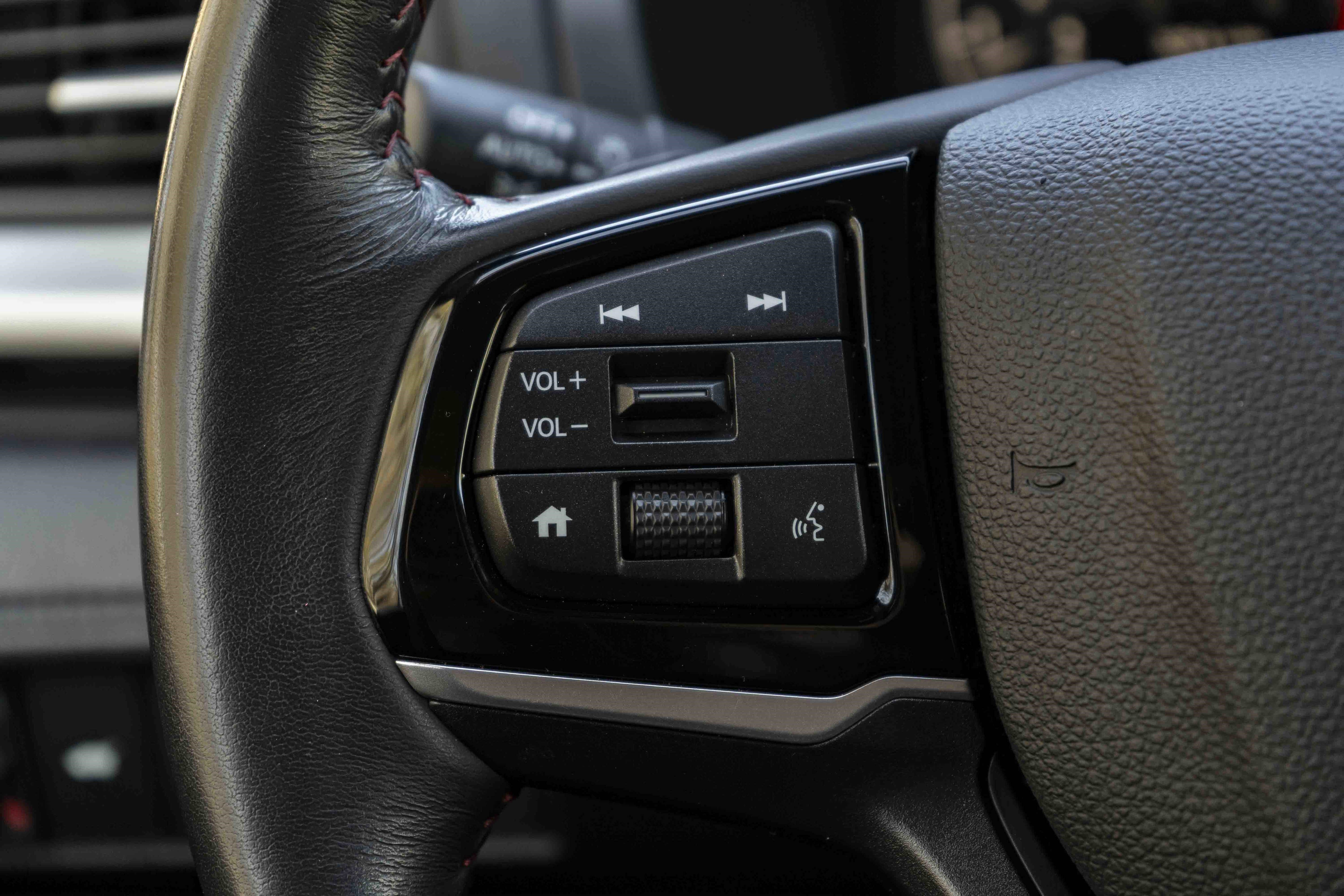 Used 2025 Honda Odyssey Sport-L image 21