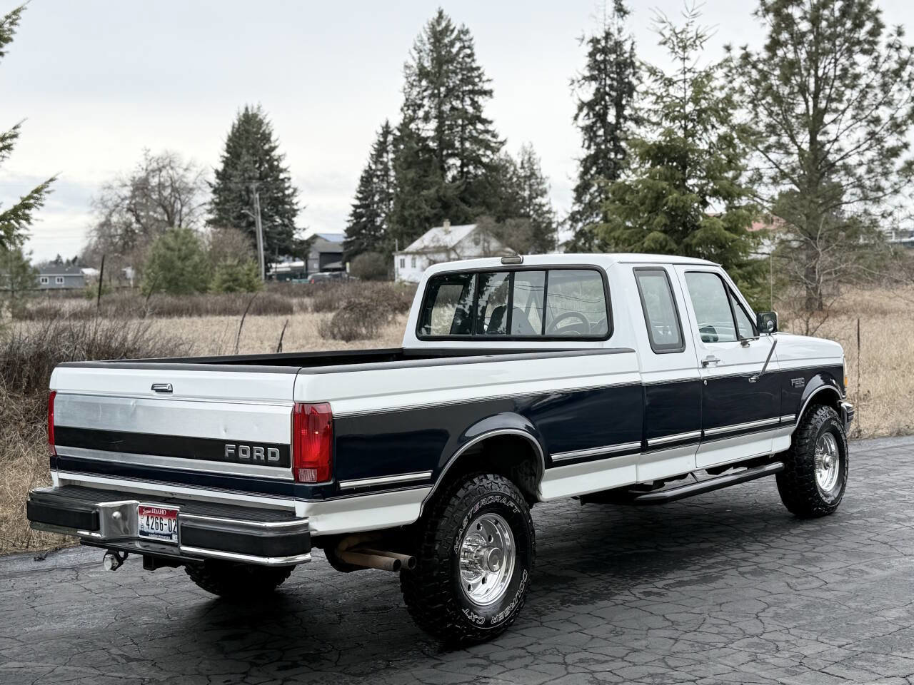 Used 1993 Ford F250 XLT image 11