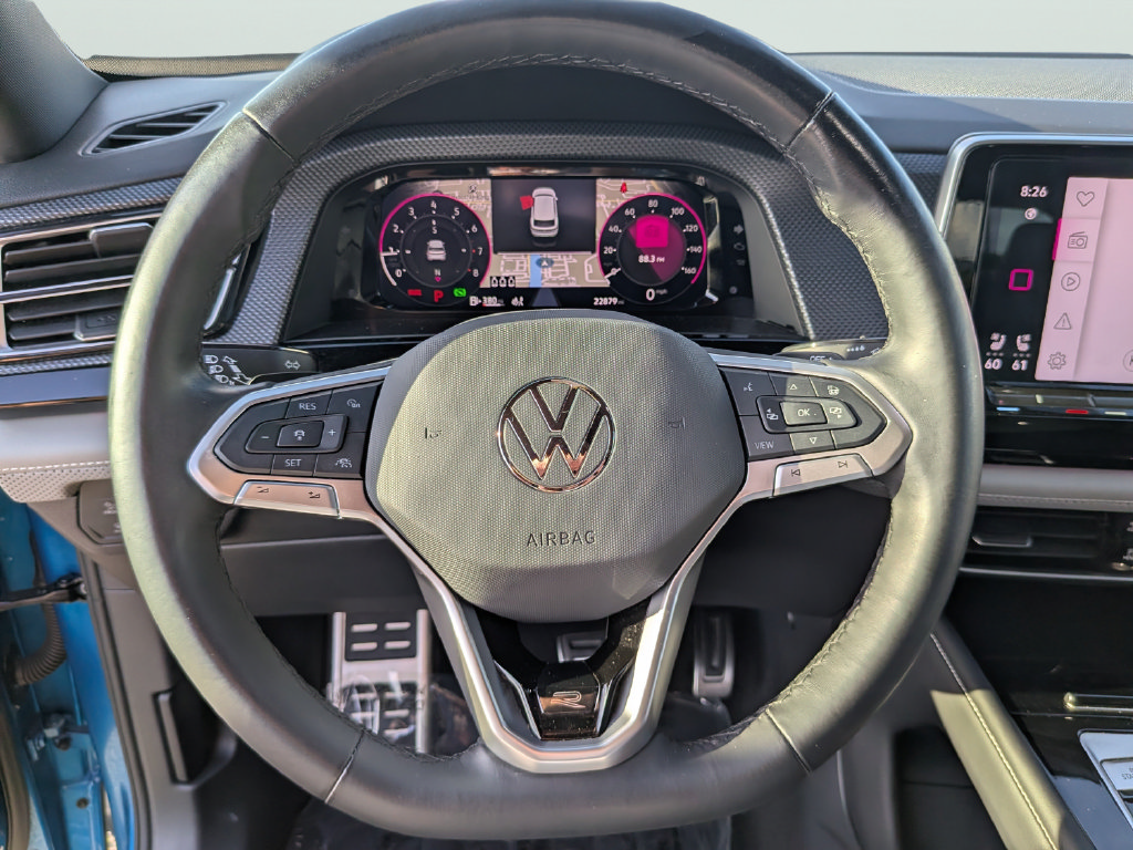 Certified 2024 Volkswagen Atlas Cross Sport SEL R-Line AWD/4WD image 27