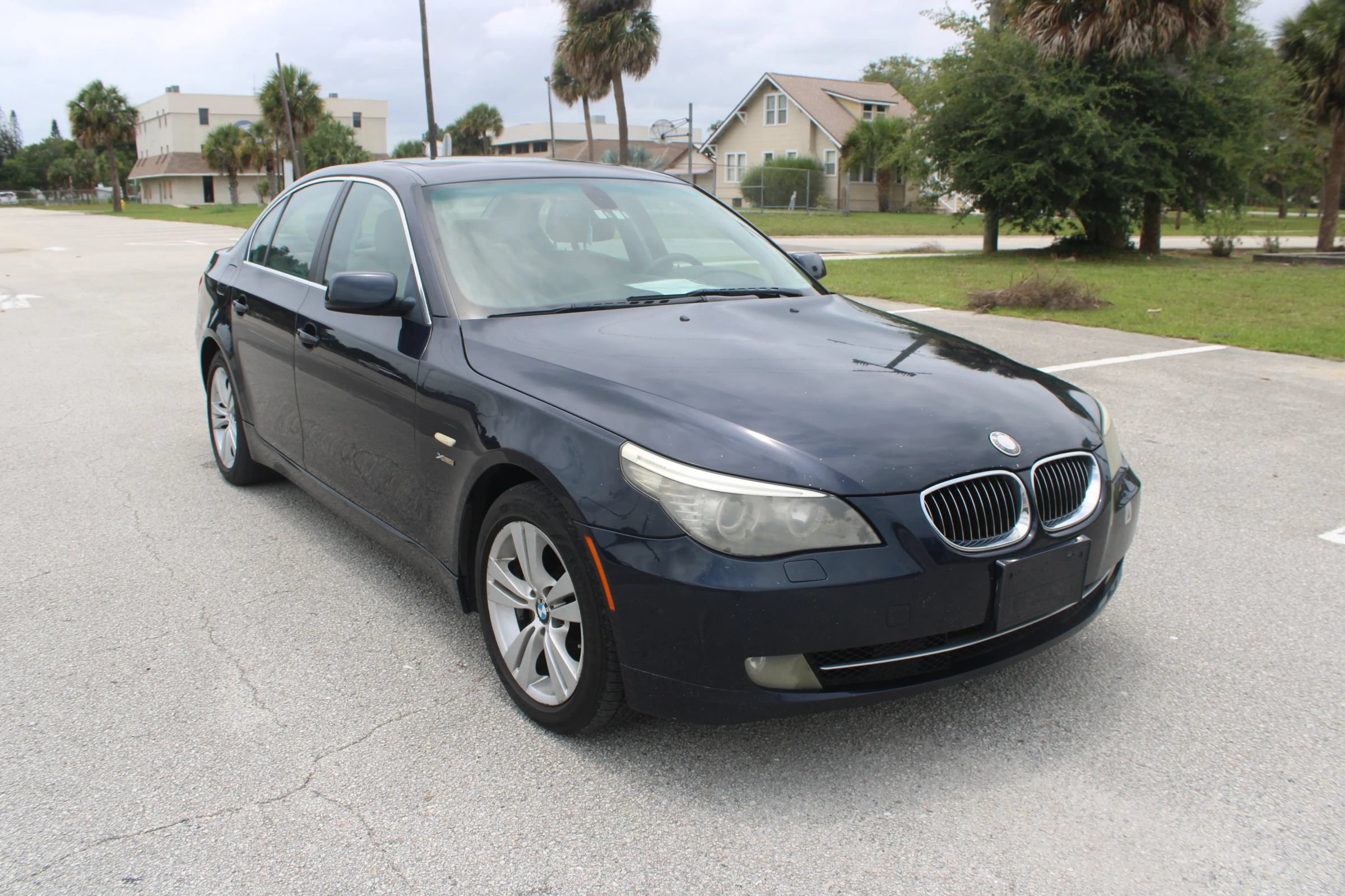 Used 2010 BMW 528i xDrive Sedan AWD/4WD image 21