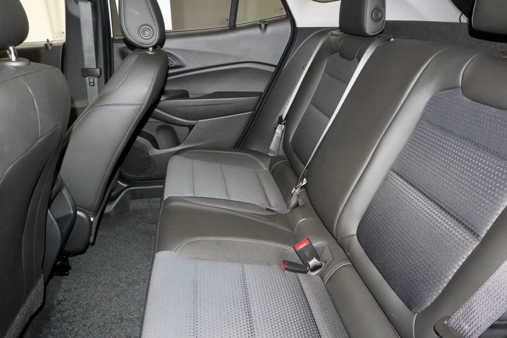 Used 2024 Chevrolet Trax LT image 21