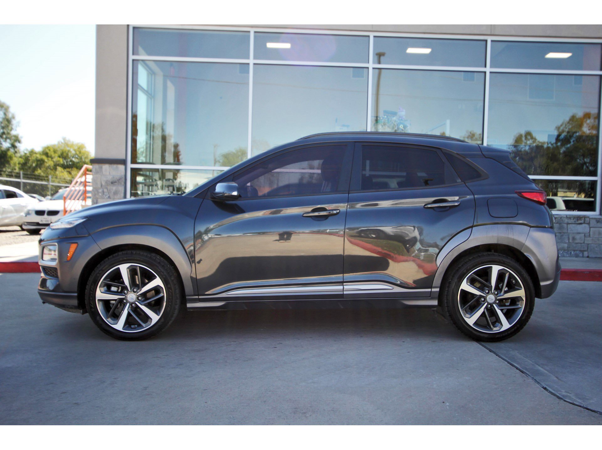 Used 2021 Hyundai Kona Ultimate image 3