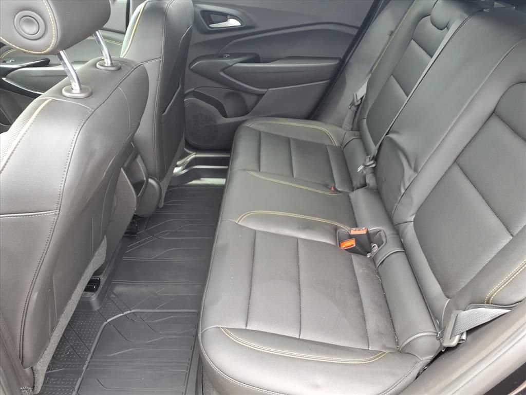 Used 2025 Chevrolet Trax ACTIV w/ Driver Confidence Package FWD image 13
