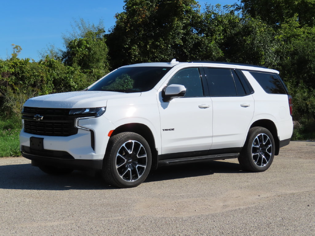 Used 2023 Chevrolet Tahoe RST w/ Luxury Package AWD/4WD image 8