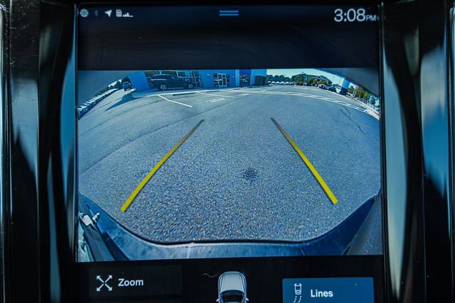 Used 2021 Volvo XC60 T5 Momentum w/ Advanced Package AWD/4WD image 41