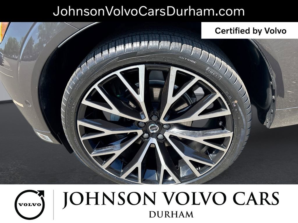 Used 2023 Volvo XC60 B5 Ultimate w/ Climate Package FWD image 20