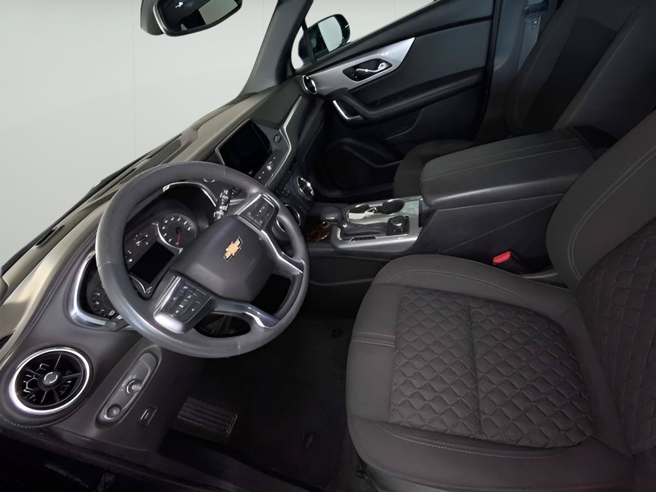 Used 2021 Chevrolet Blazer LT FWD image 31