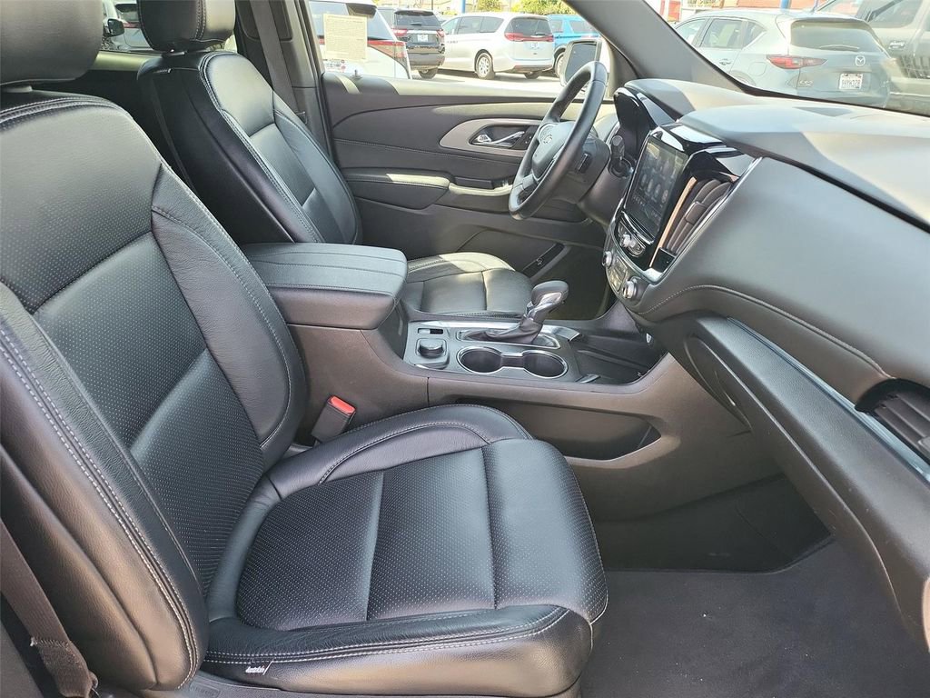 Certified 2023 Chevrolet Traverse LT image 19
