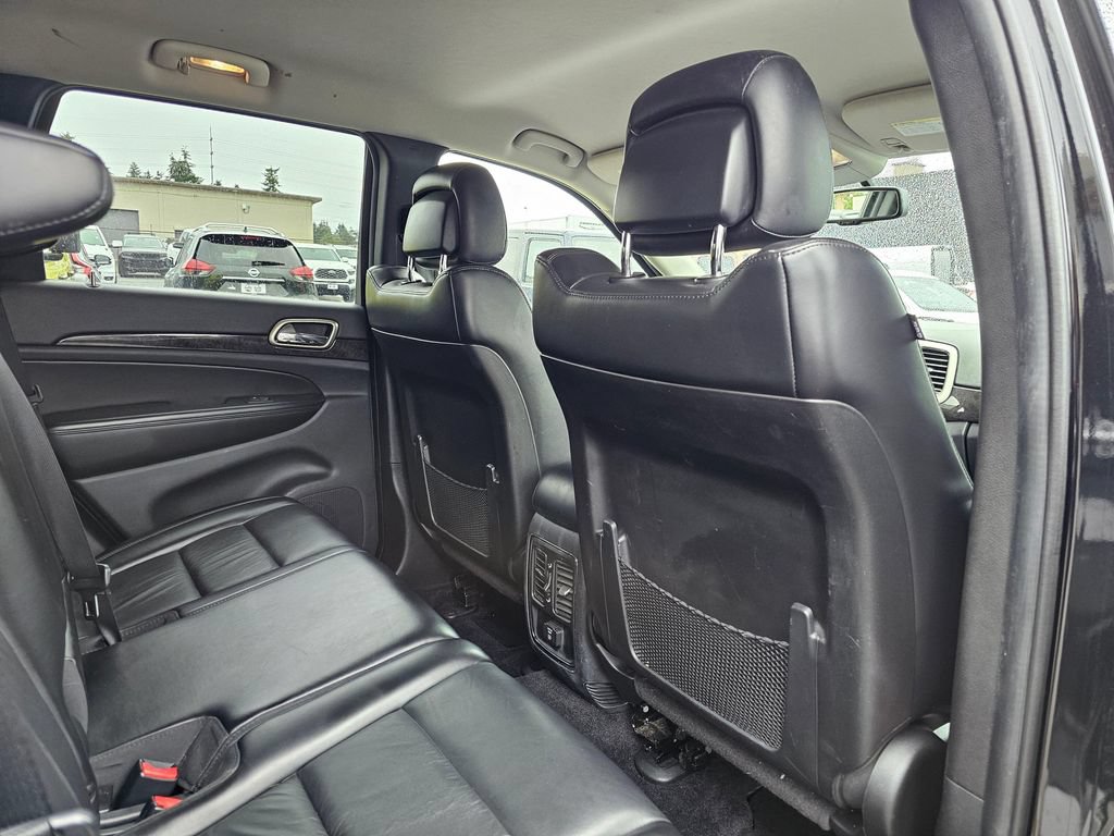 Used 2011 Jeep Grand Cherokee Laredo AWD/4WD image 14