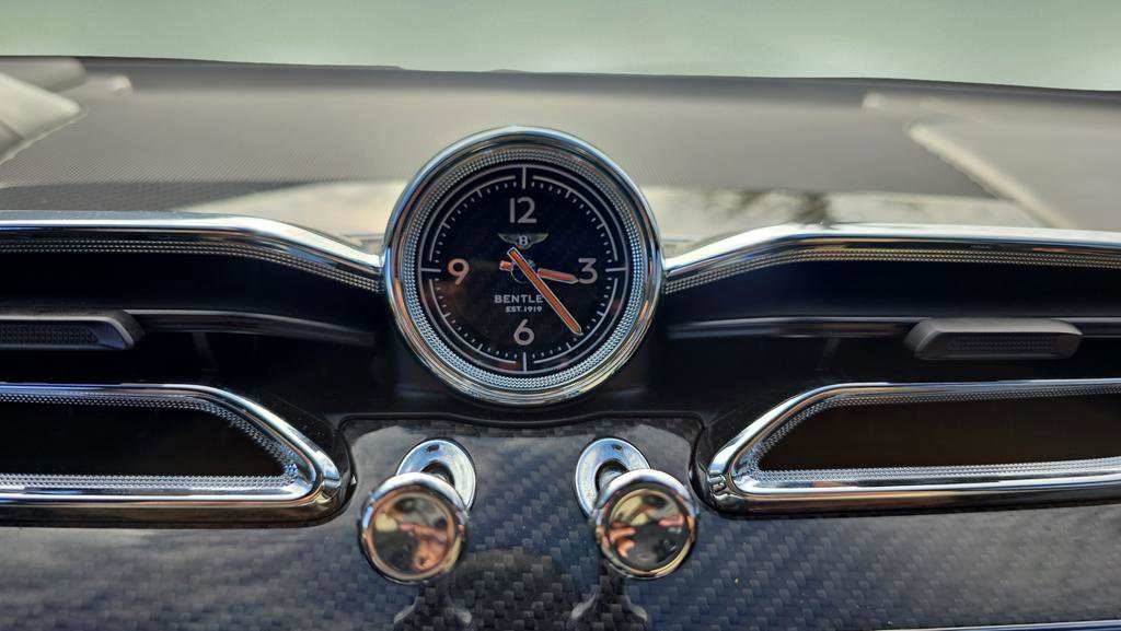 Used 2021 Bentley Bentayga Speed image 28