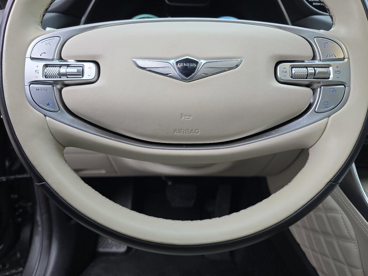 Used 2024 Genesis GV80 3.5T w/ Prestige Package image 44