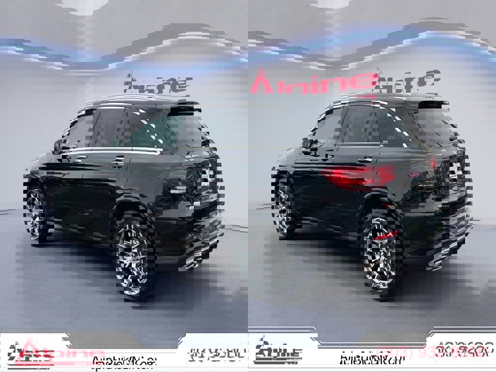 Used 2022 Mercedes-Benz GLC 300 4MATIC image 3