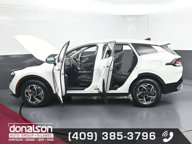 Used 2025 Kia Sportage LX FWD image 22