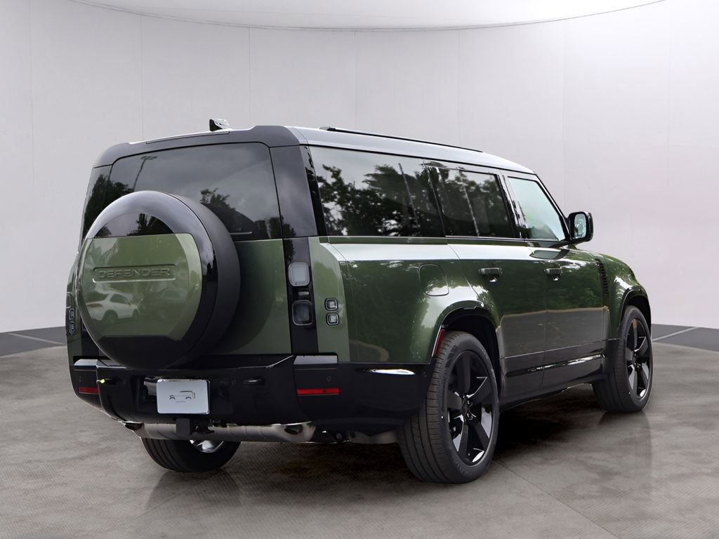 New 2026 Land Rover Defender 130 X-Dynamic SE AWD/4WD image 7