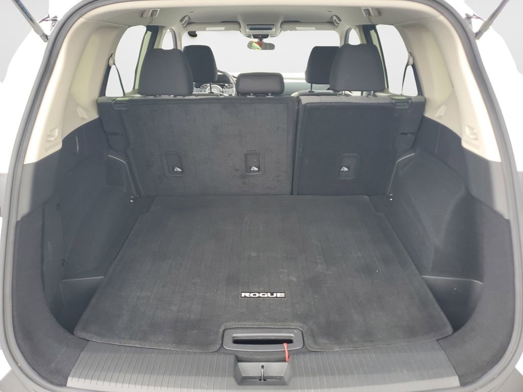 Used 2023 Nissan Rogue SV AWD/4WD image 9