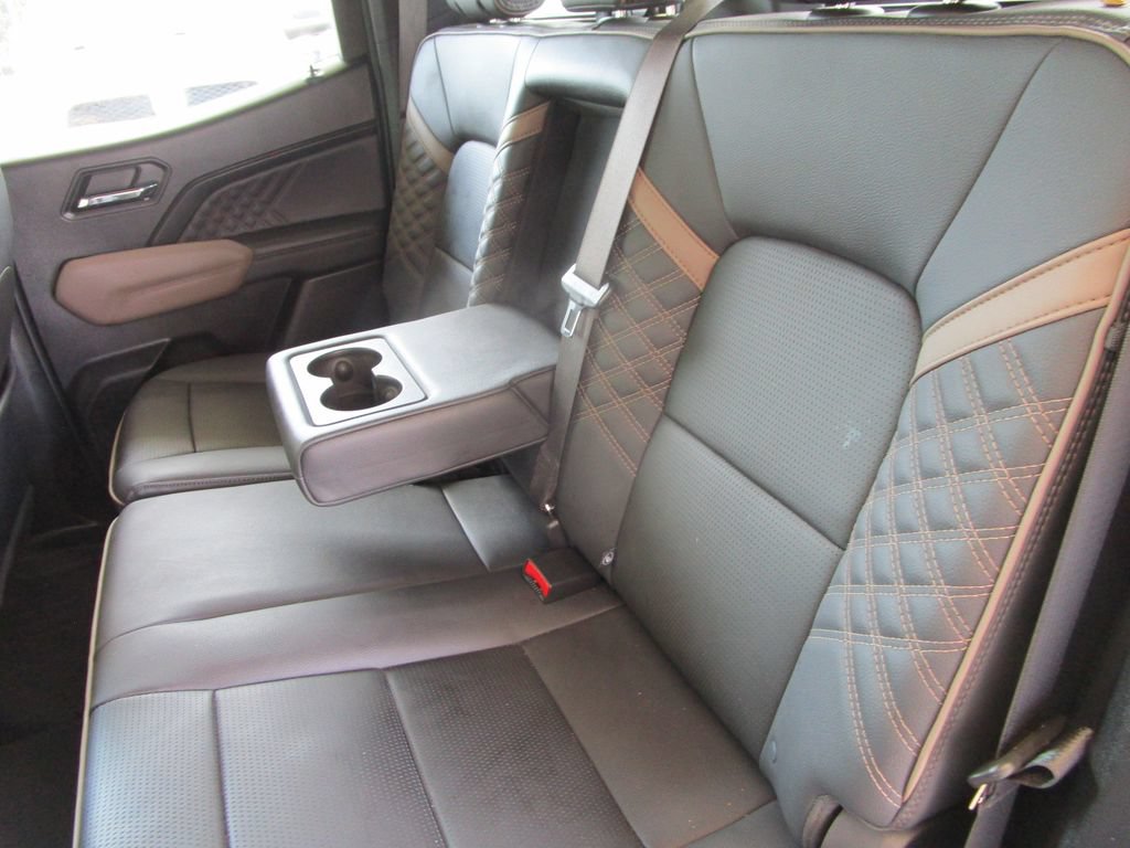 Used 2024 GMC Canyon Denali AWD/4WD image 25