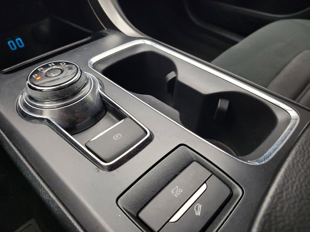Used 2019 Ford Fusion SE FWD image 26