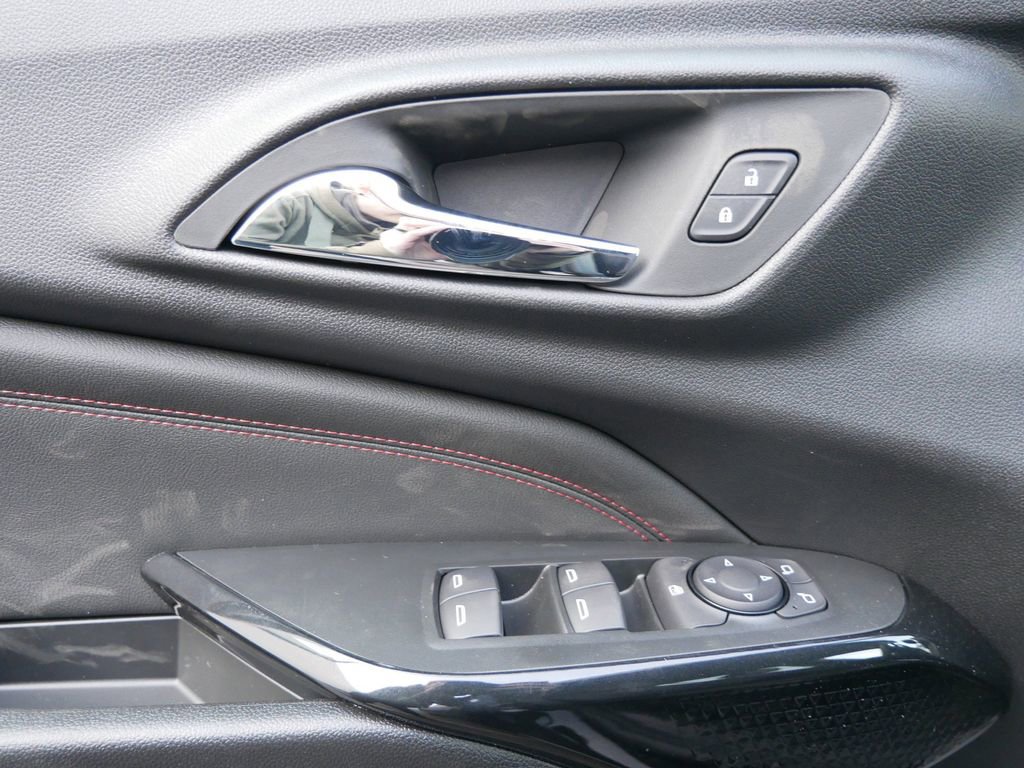 New 2026 Chevrolet Trax RS w/ Driver Confidence Package FWD image 16