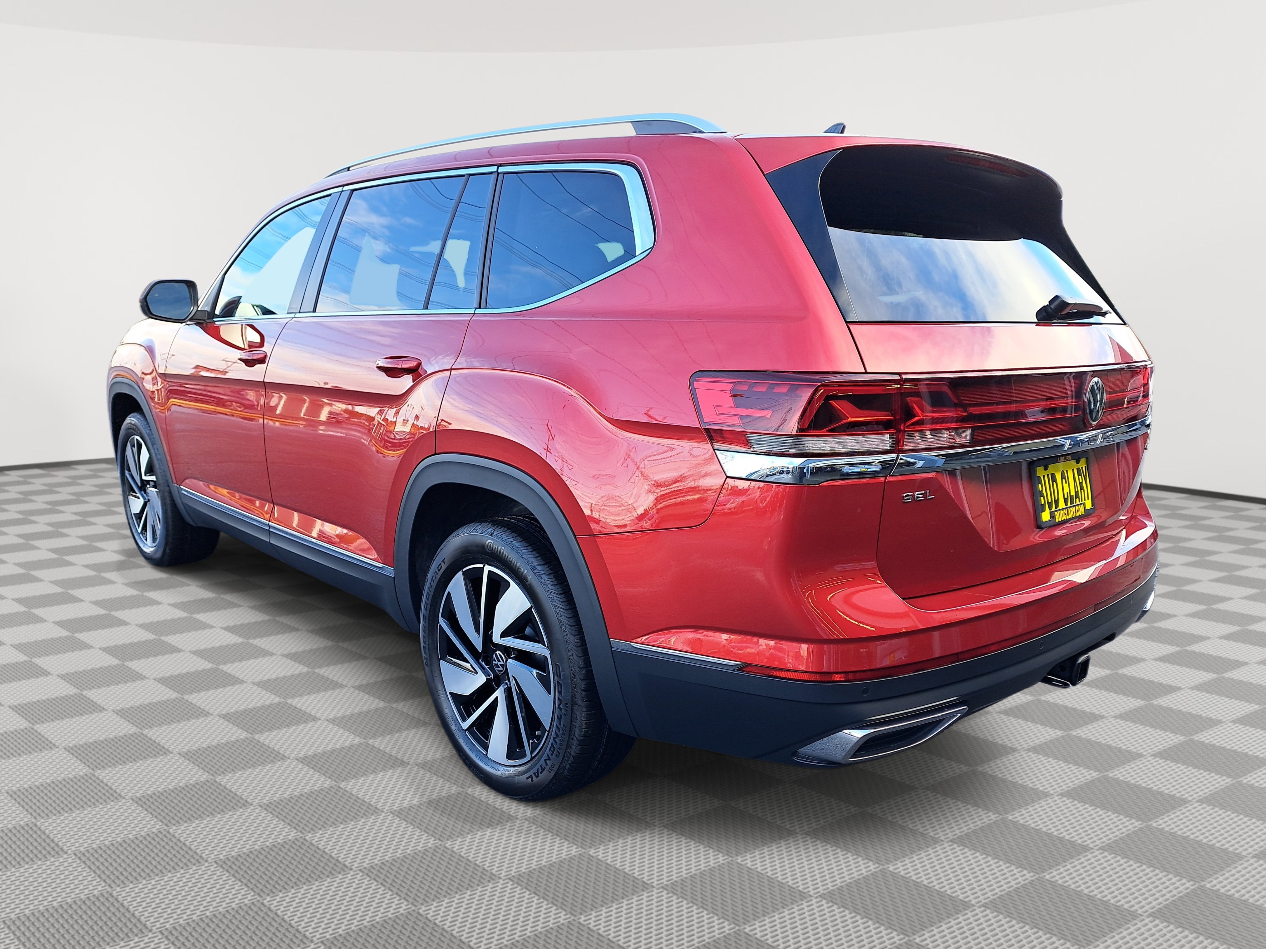 New 2025 Volkswagen Atlas SEL image 8