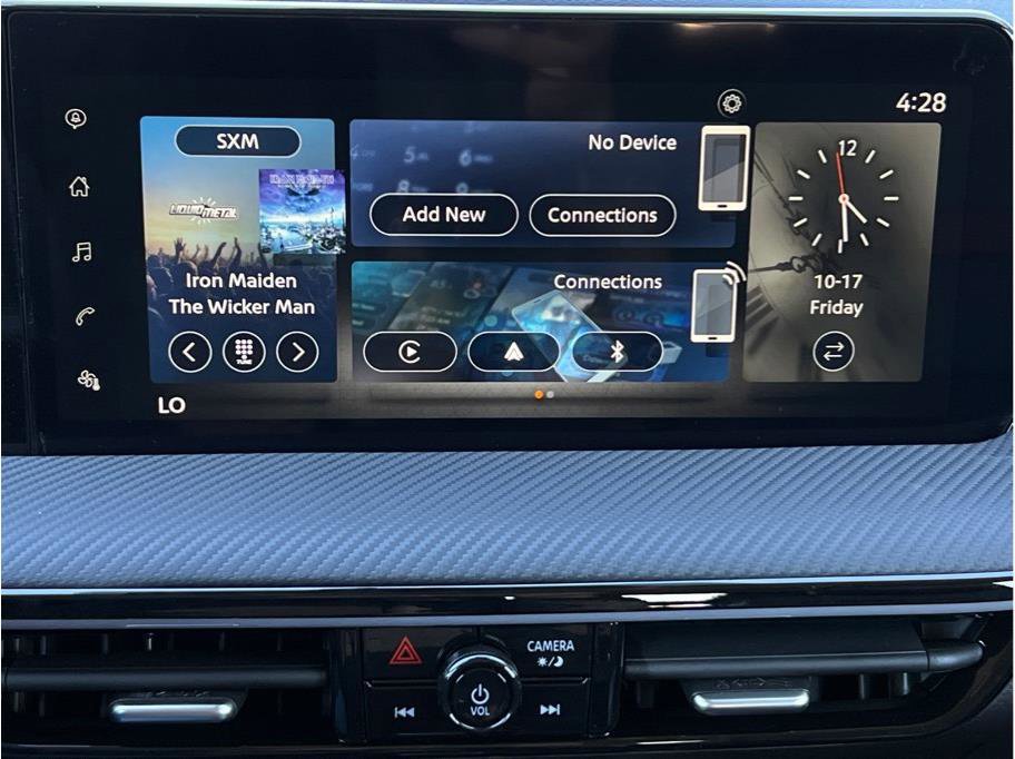 New 2025 Nissan Kicks SR FWD image 14