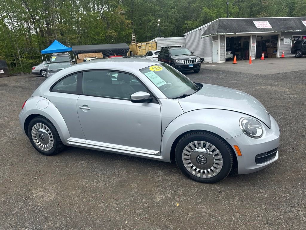 Used 2014 Volkswagen Beetle 1.8T FWD image 2
