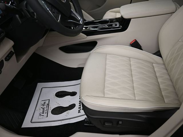 Used 2023 Buick Envision Avenir image 15