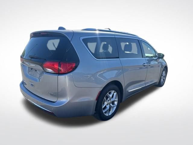 Used 2020 Chrysler Pacifica Limited image 5