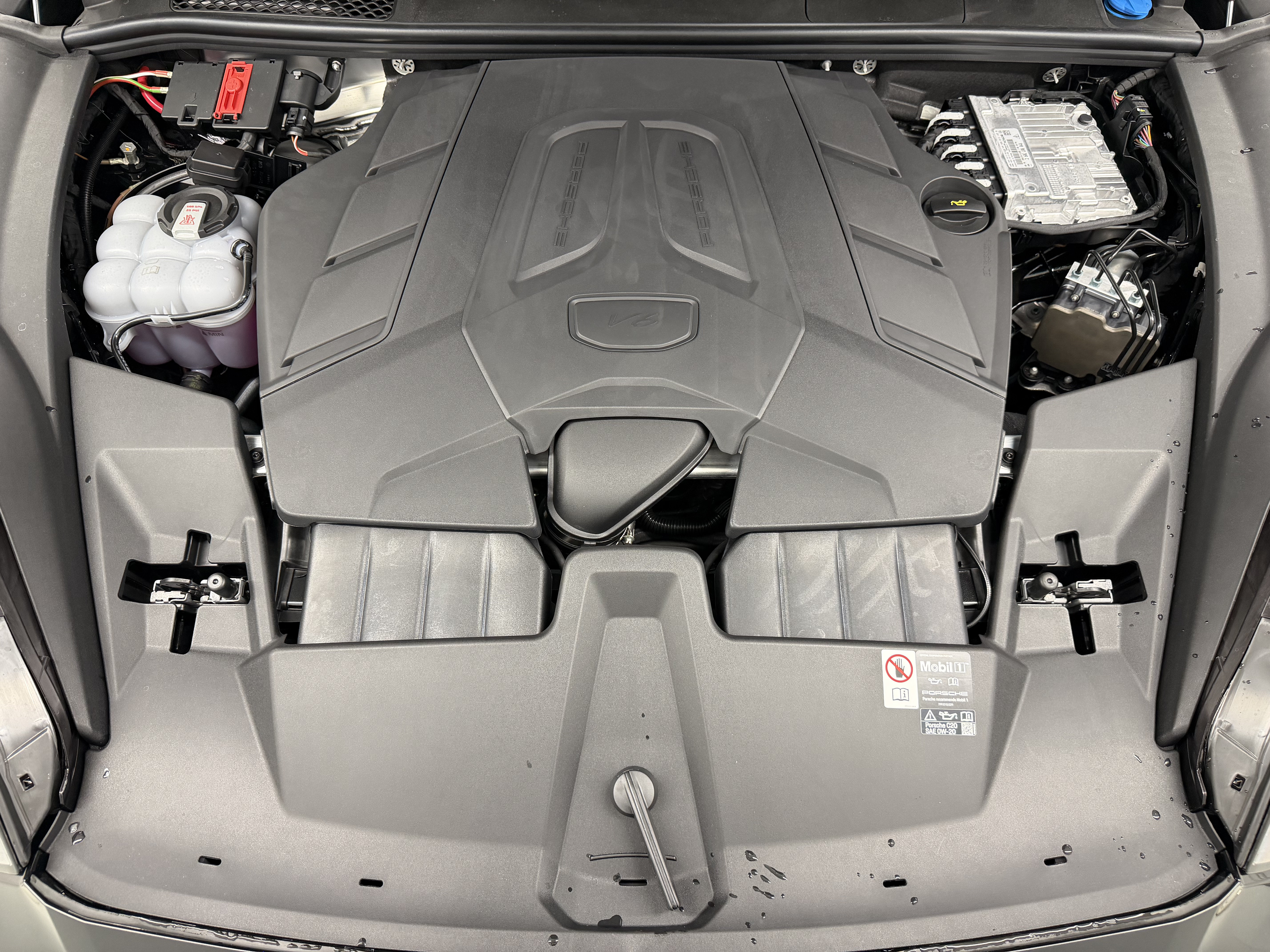 New 2026 Porsche Cayenne AWD/4WD image 60