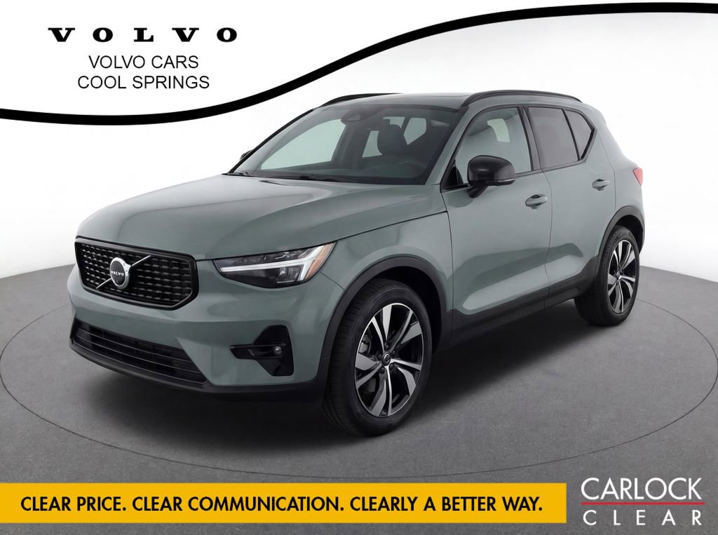 Used 2024 Volvo XC40 B5 Plus w/ Protection Package Premier