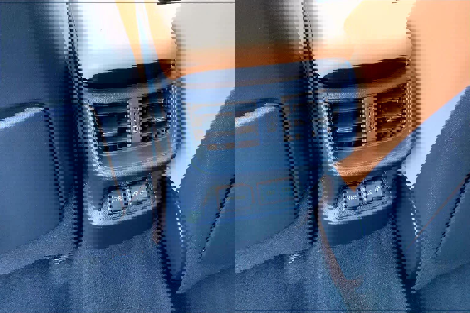 Certified 2025 Lexus ES 350 w/ Premium Package image 36