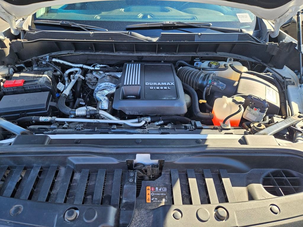 Used 2021 Chevrolet Silverado 1500 LT AWD/4WD image 32