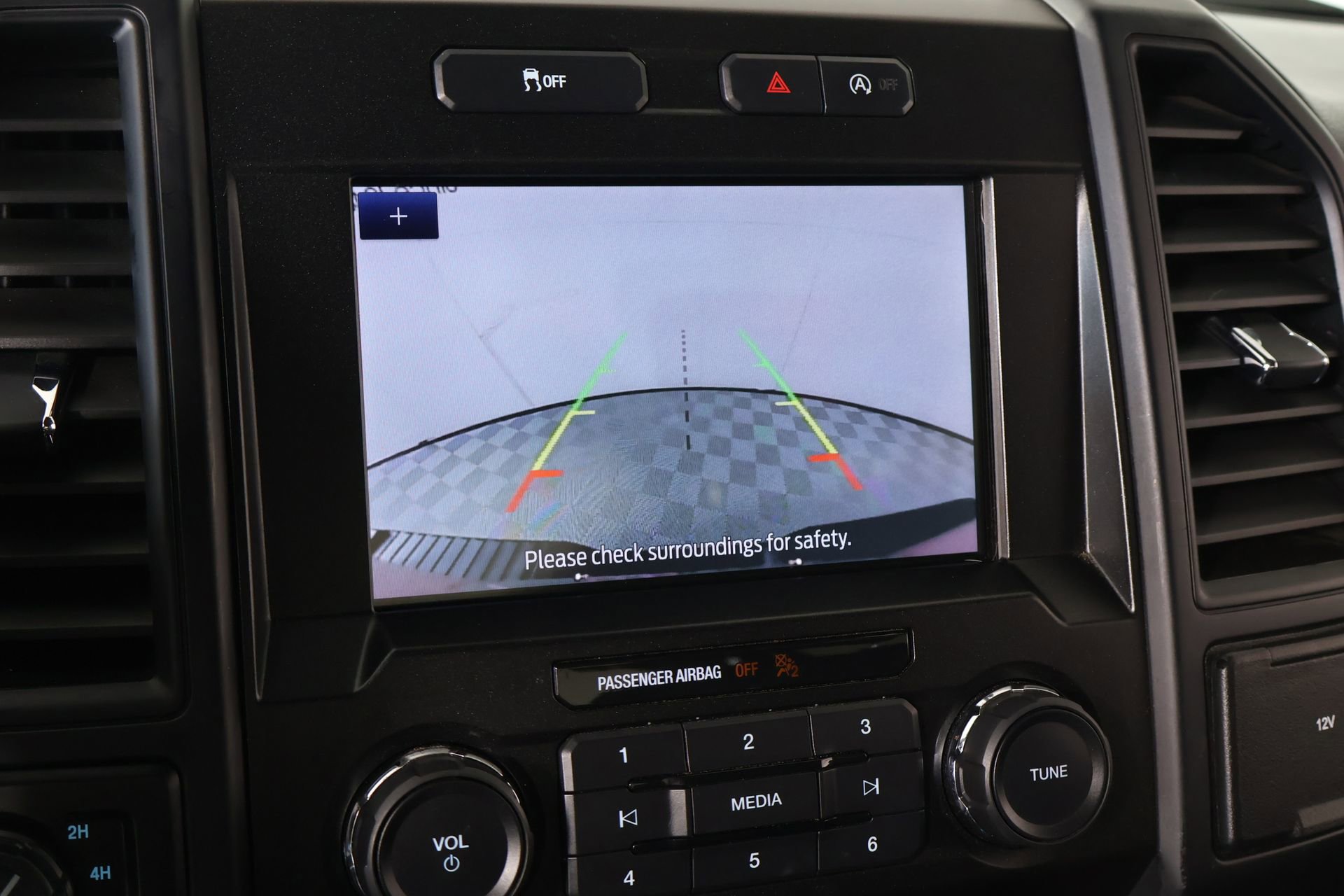 Used 2019 Ford F150 XL w/ Equipment Group 101A Mid AWD/4WD image 6