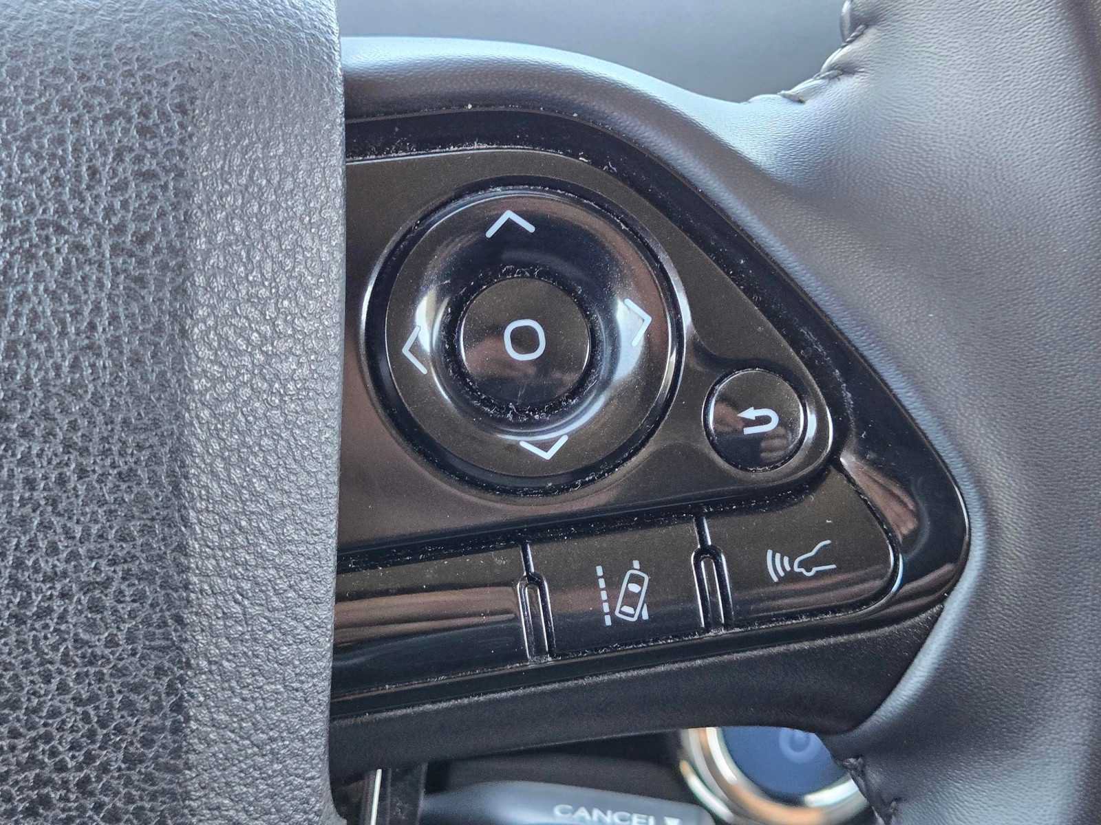 Used 2022 Toyota Prius Prime XLE FWD image 26