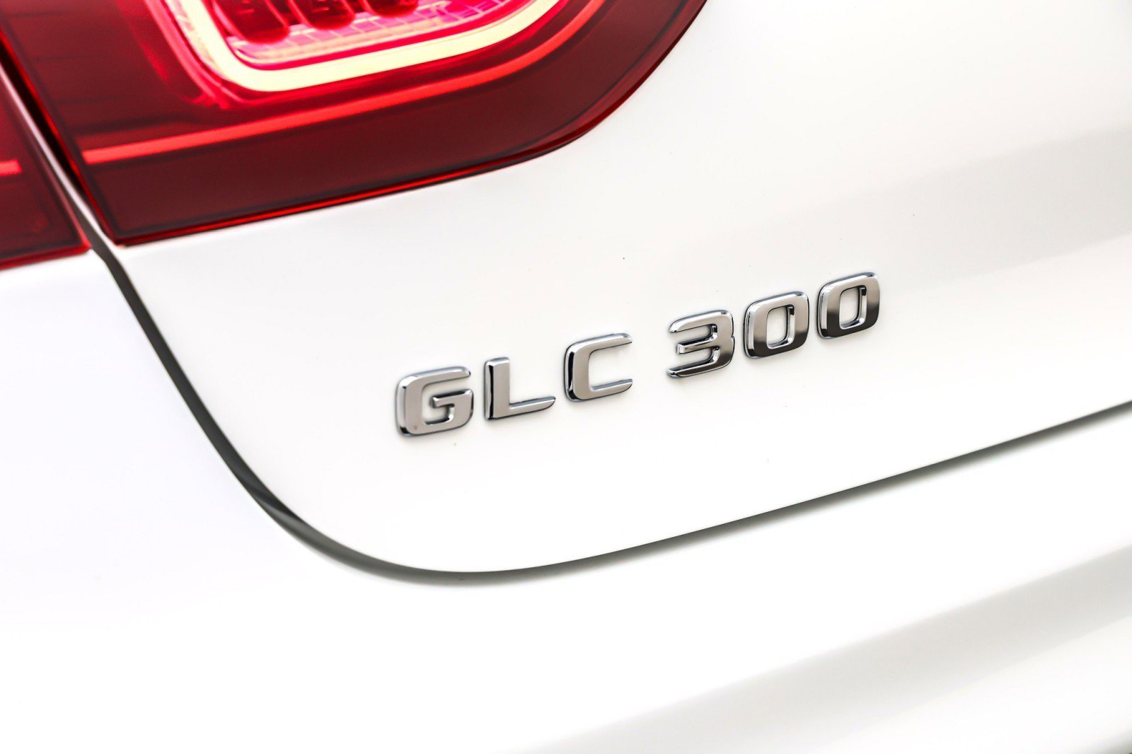 Certified 2023 Mercedes-Benz GLC 300 4MATIC Coupe image 10