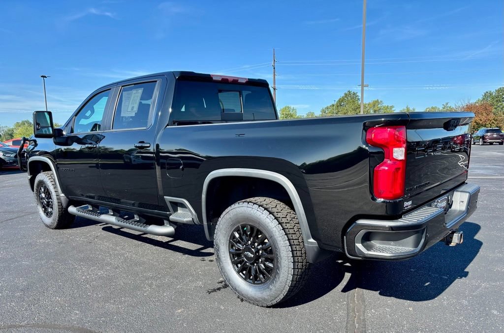 Used 2021 Chevrolet Silverado 2500 LTZ w/ LTZ Plus Package AWD/4WD image 5