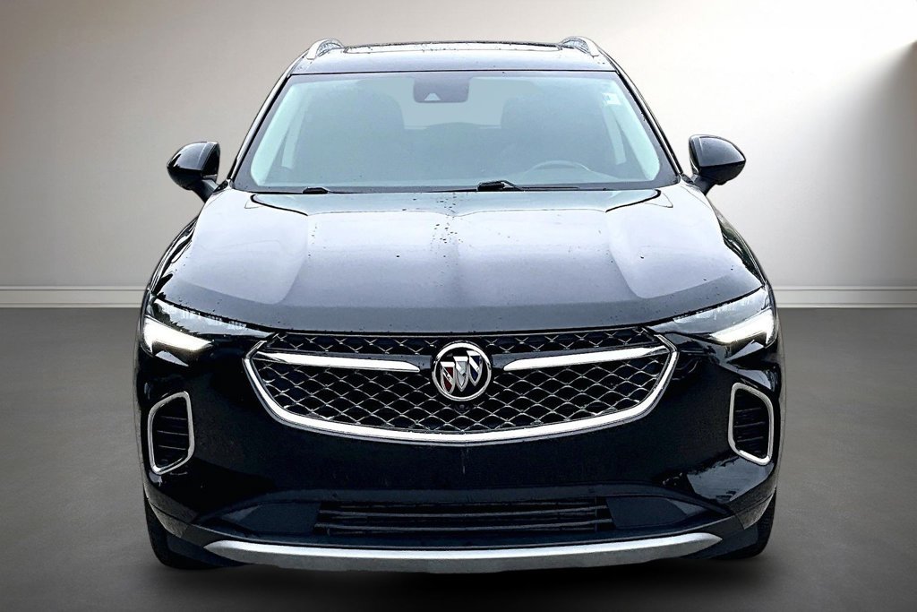 Used 2021 Buick Envision Avenir AWD/4WD image 2