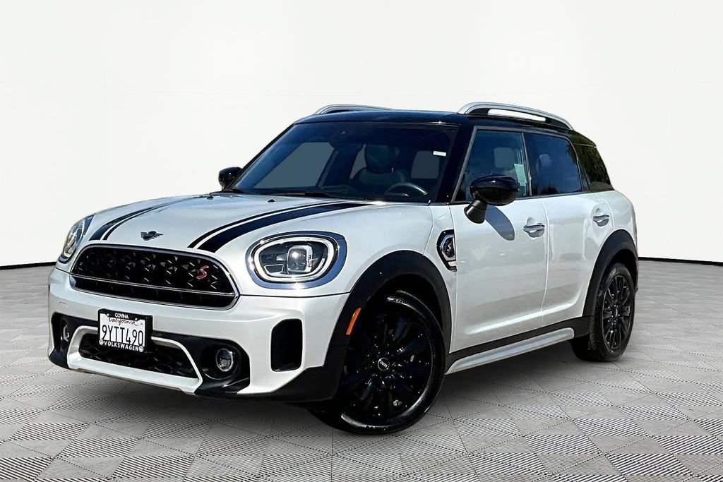 Used 2022 MINI Cooper Countryman S FWD image 3